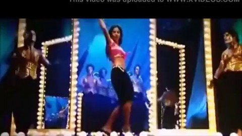 Very sexy hot girl katrina kaif hot dance Sheila Ki Jawani Tees