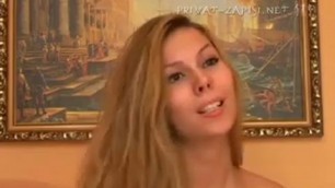 beauty teen girl webcam suck dildo