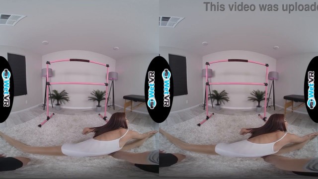 WETVR Extreme Flexible Sophia Sultry Stretched Out In VR Porn