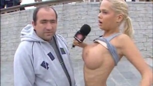 Luca Lapiedra public nudity