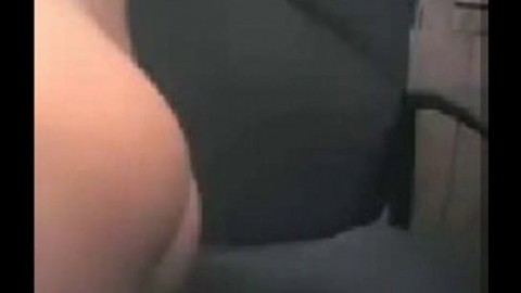 Sexy teen masturbation on cam