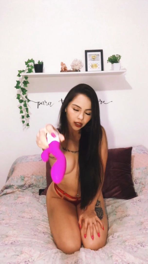 Esposa Safada tirando o stress do marido - Joi Asmr