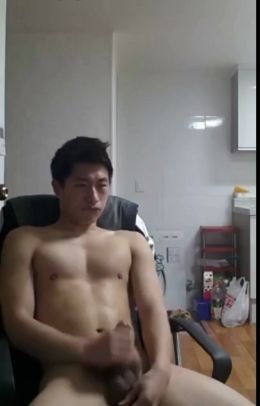 Cute Face Korean Jerks Off on Webcam Again