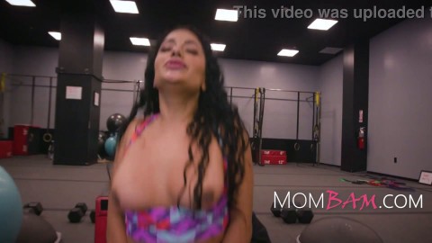 Latina MILF In Yoga Pants Fucks Gym Exercise