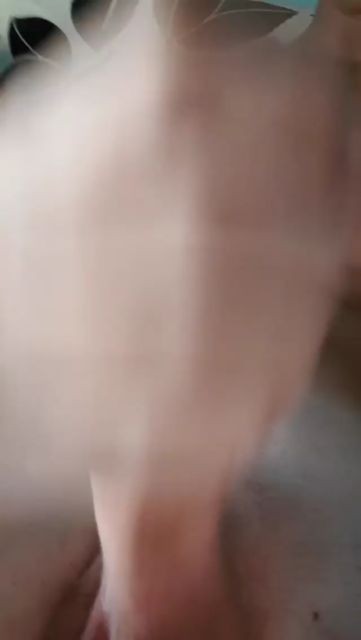 Petka Russian, masturbates his 28 centimeter dick!