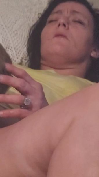 Stranger comes and fucks and leaves my wife with cum soaked pussy  - sexonly.top/xttutn