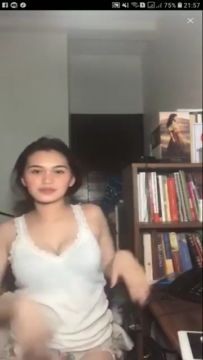 Yannah Hernandez dances hot on bigo livecam