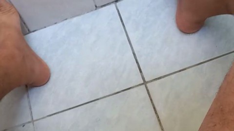 Mijando amarelona