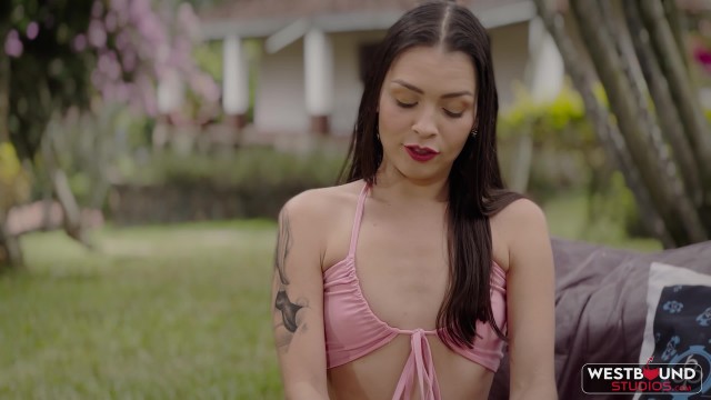 Latina Hottie Yessica Bunny Masturbates and Fucks in Casting Interview