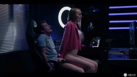 Pro gamer time freezes his friend to stick his cock down her throat, fucks her in all positions and creampies her pussy
