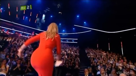 Holly Willoughby - Big Butt Tribute
