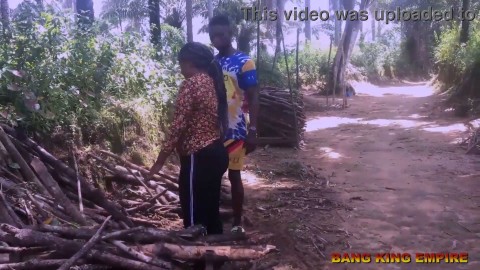 AFTER CHRISTMAS ROAD-WALK I MET A FIREWOOD SELLER - SHE AGREED TO FUCK ME - FULL VIDEO ON XVIDEO RED