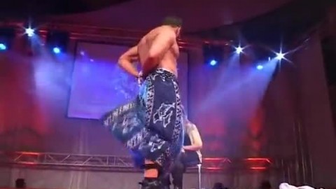 Male striper gives hot lap dance porn