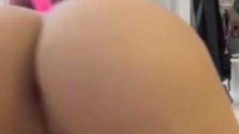 Karely ruiz en cuatro mostrando su vagina uff porn