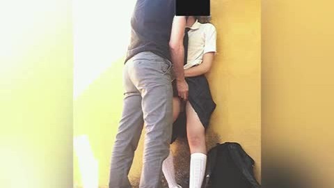 FOLLANDO RÃ¡pido en la ESCUELA! Estudiantes Mexicanos COGIENDO AtrÃ¡s de los SALONES! Sexo PUBLICO Amateur! porno