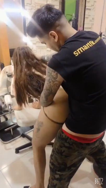 ESTETICA DE ENCUENTROS CON LA CHICA QUE ME CORTA EL CABELLO PORNO 5536650122