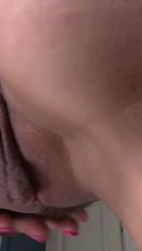 Victoria Rose shows off his gorgeous labia lips