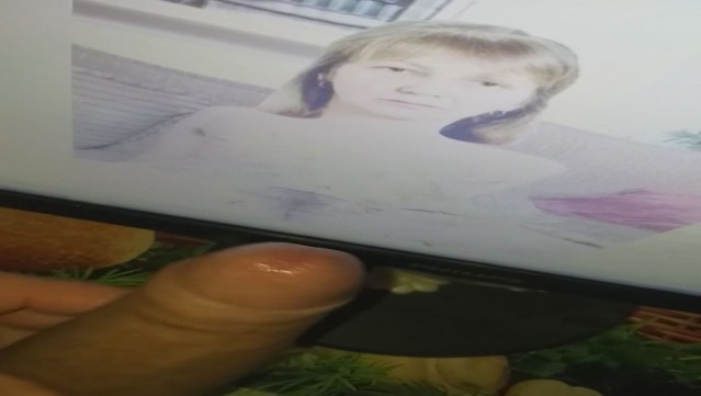 Olya Protsel, a man from Bulgaria jerks off his dick in your photos! 3-3