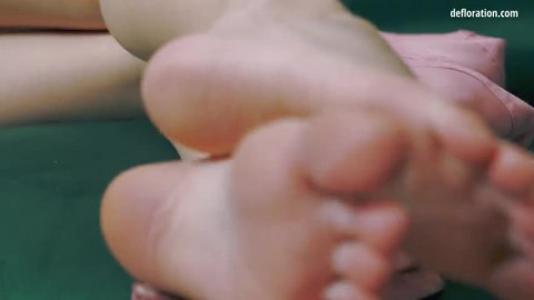 Defloration Niki Hordozo Cute Porn