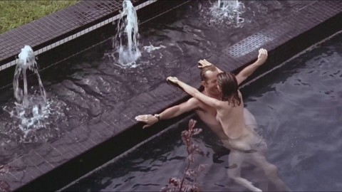 Jane March - Color of Night (Sex in the Pool) (1994)