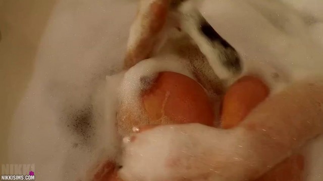 Nikkisims Tub Dildo Full Lewd Karley Grey