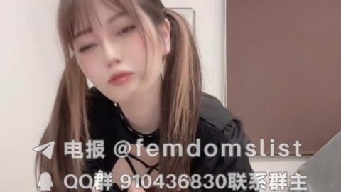 【顔面騎乗手コキ】エロコス娘が顔にまたがって無理やり手コキでシゴきまくる！【ゆなぱん