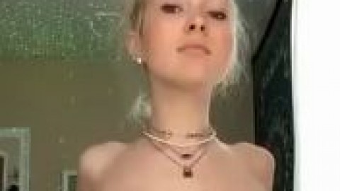 amaleaked.link-Lily Taylor-218