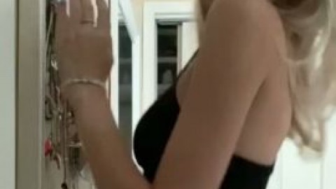amaleaked.link-Lily Taylor-69