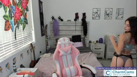 Watch click Connect. Its Effortless to Get Close to Her. Real Live Sex