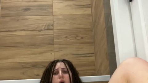 Nyx Lov3lyGiA kiss v