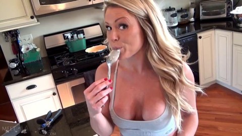 Meetmadden Turkey Day Dessert Lewd Wifefuking