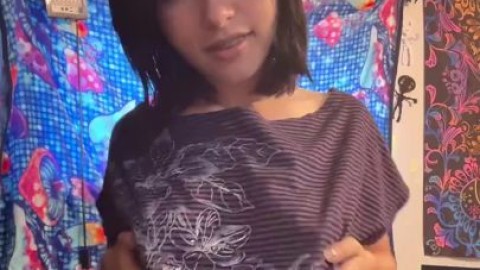 2024_08_28_teasing_pervs_with_my_l0li_body_X3_!!!