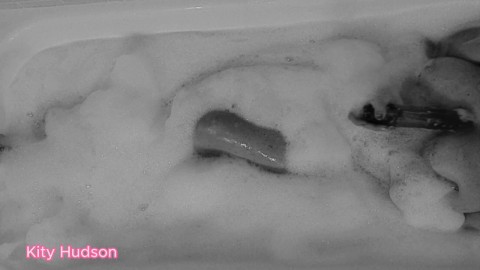 Kity Hudson Bath and a toy 