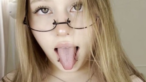 MistressKitty93 MrsPrettyGape haylee love