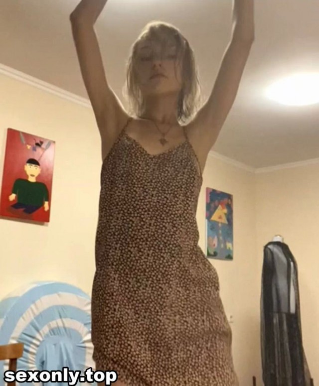 Foxie Roxie lisalovesalot CarmenYung