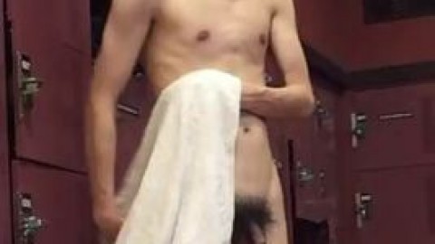 男 脱衣所 全裸6