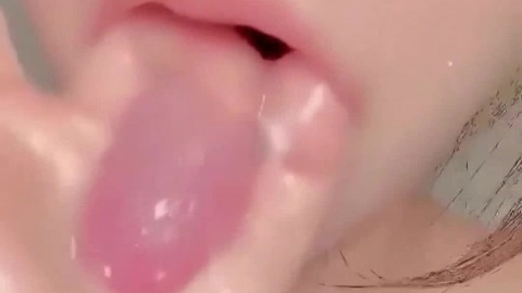 Finger_in_Mouth_Porn_GIF_26379431