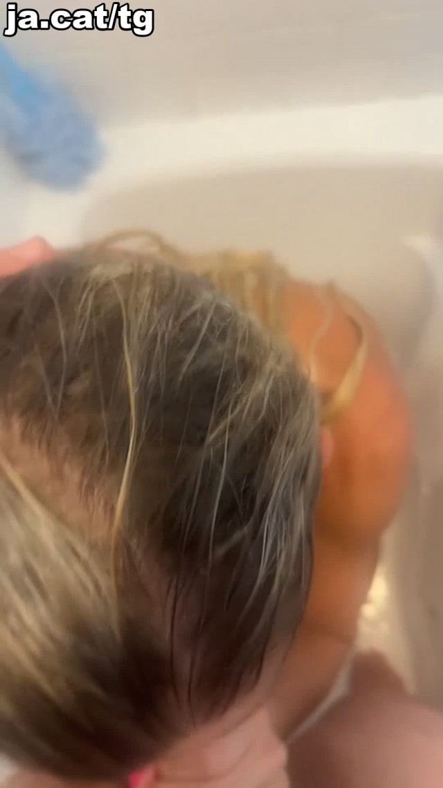 Annarobin97 Woodstuffing BigBrNips - https://ja.cat/tg