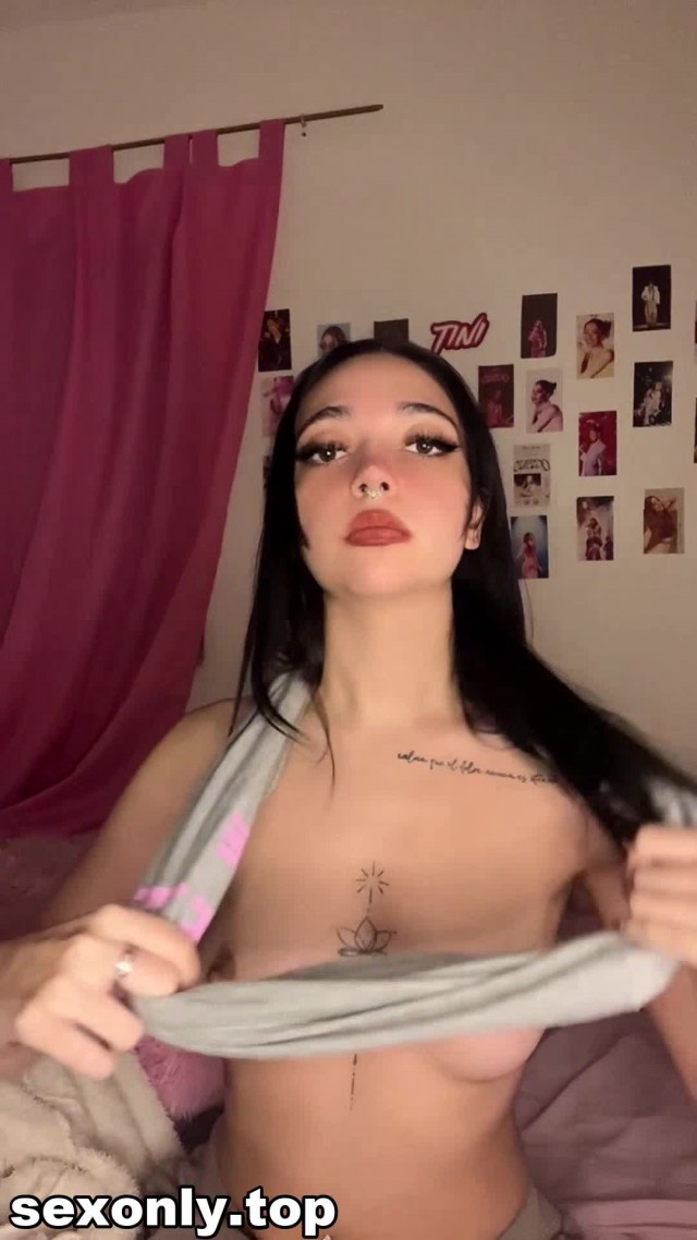 Scarlet clementine Vettysplash cherrybunnyss - https://ja.cat/tg