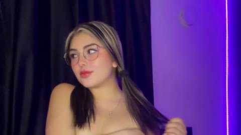 jeanwanwan Audrey Noir KrystalRox - https://ja.cat/tg