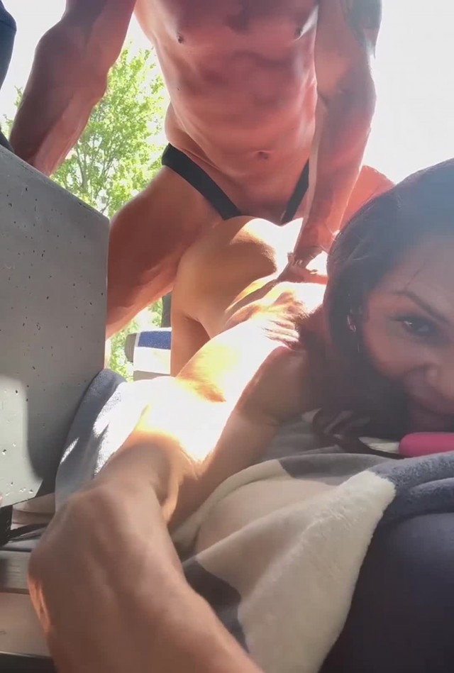 Riley Slade Ella Gomez Nasty bella - https://ja.cat/tg