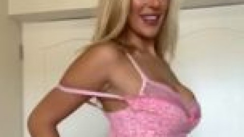 skylar blue nude leaked