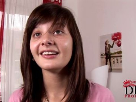 Anna Tatu Young Girl Reveals her Naked Body 2011 04 25 SexVideoCasting