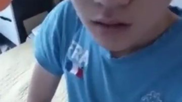 Korean Gay Boy Jerking 39 sec