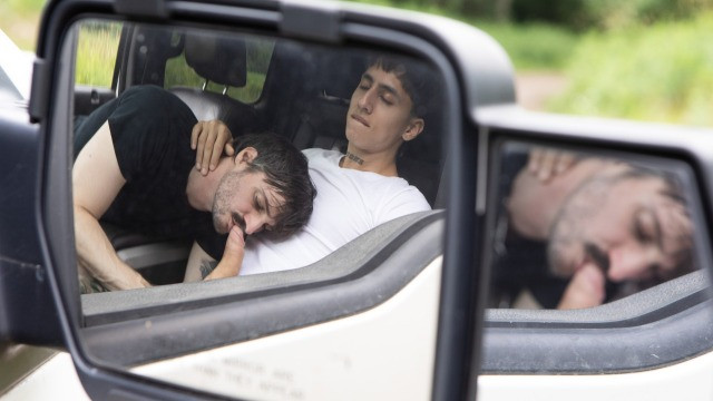 Straight Uncut Bros Get Dirty With Angel Elias, Seb Leblan